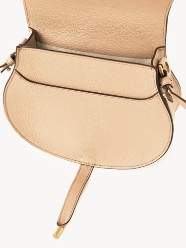 Bolso saddle Marcie de cuero granulado - 5