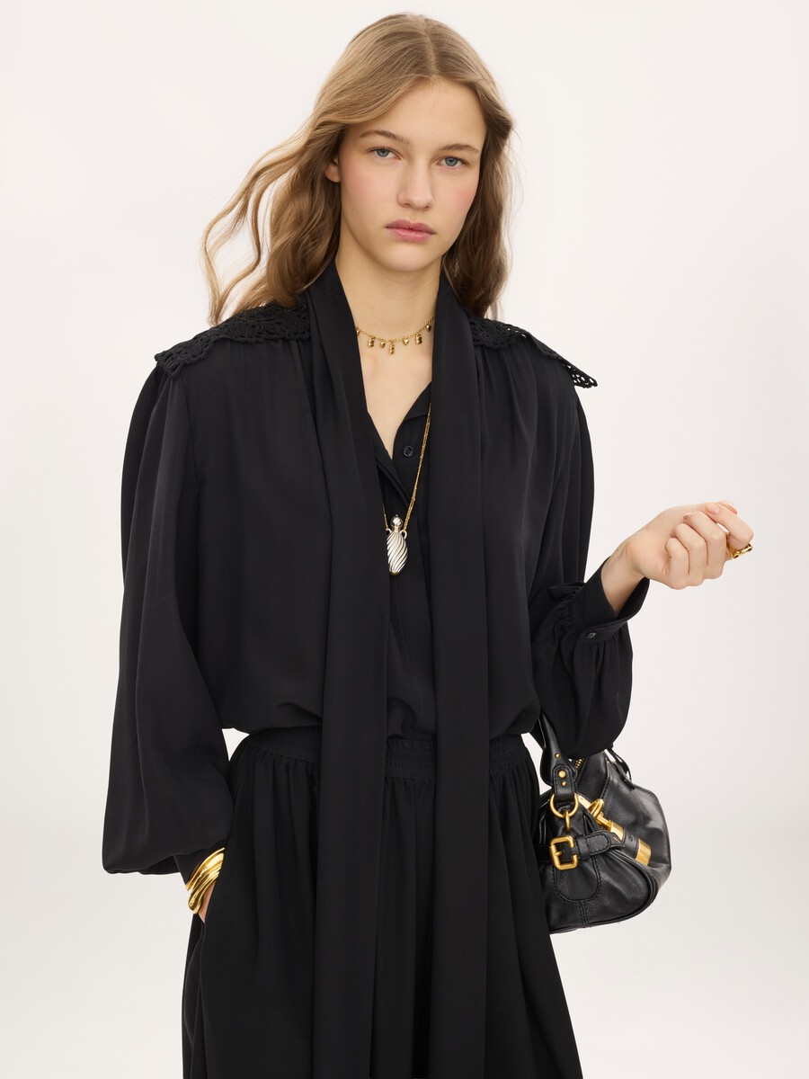Gathered scarf-tie blouse in cr&ecirc;pe de chine & lace - 4