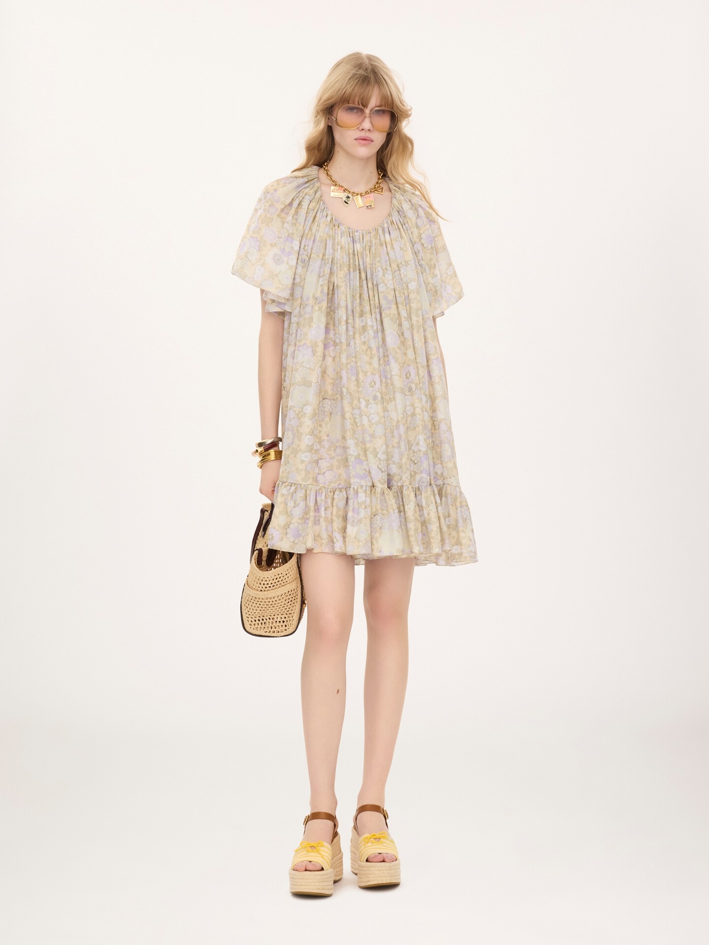Short pleated dress in silk charmeuse - 1.0