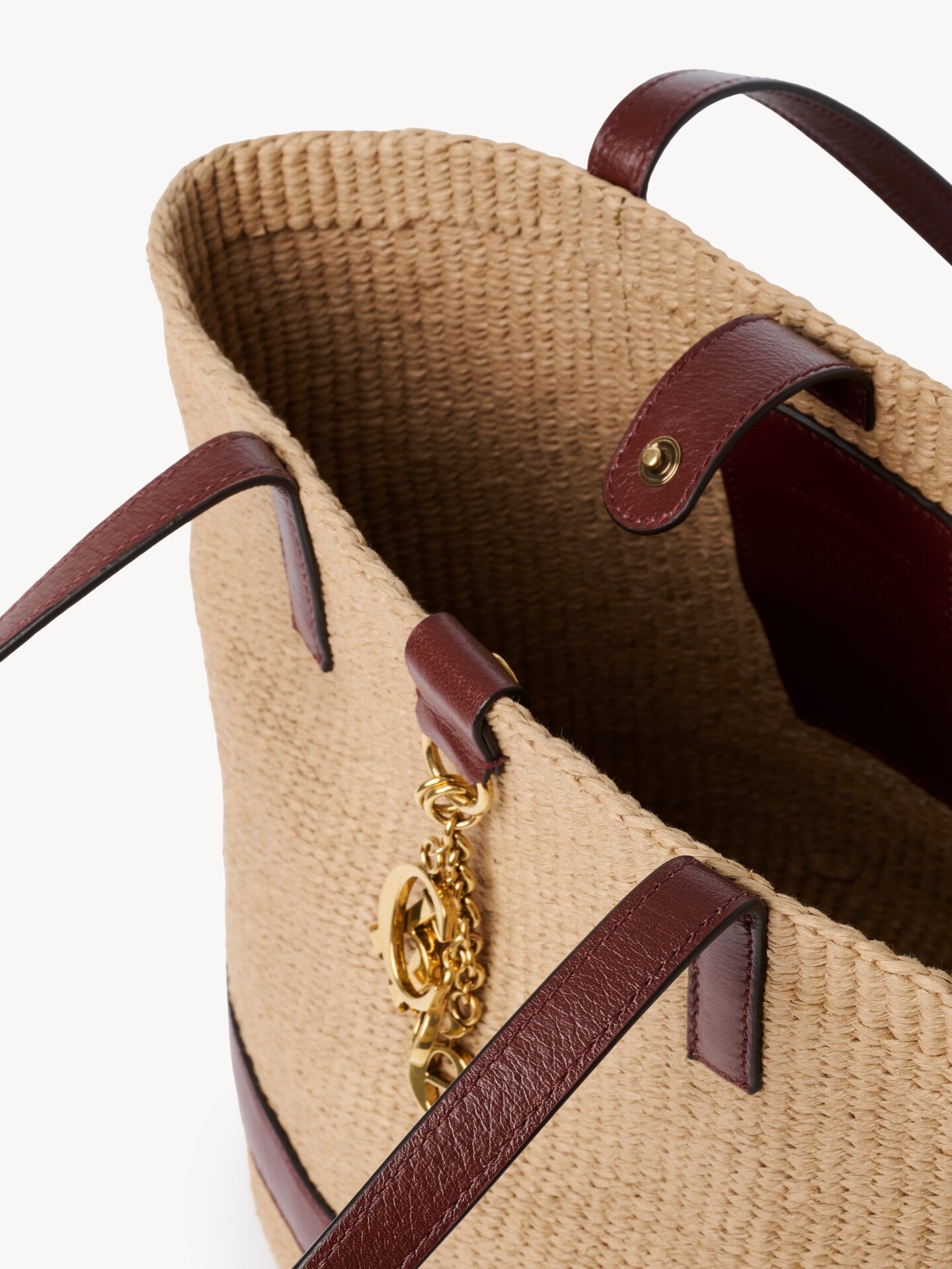 Chlo&eacute; Charms basket bag in natural fibers - 5.0