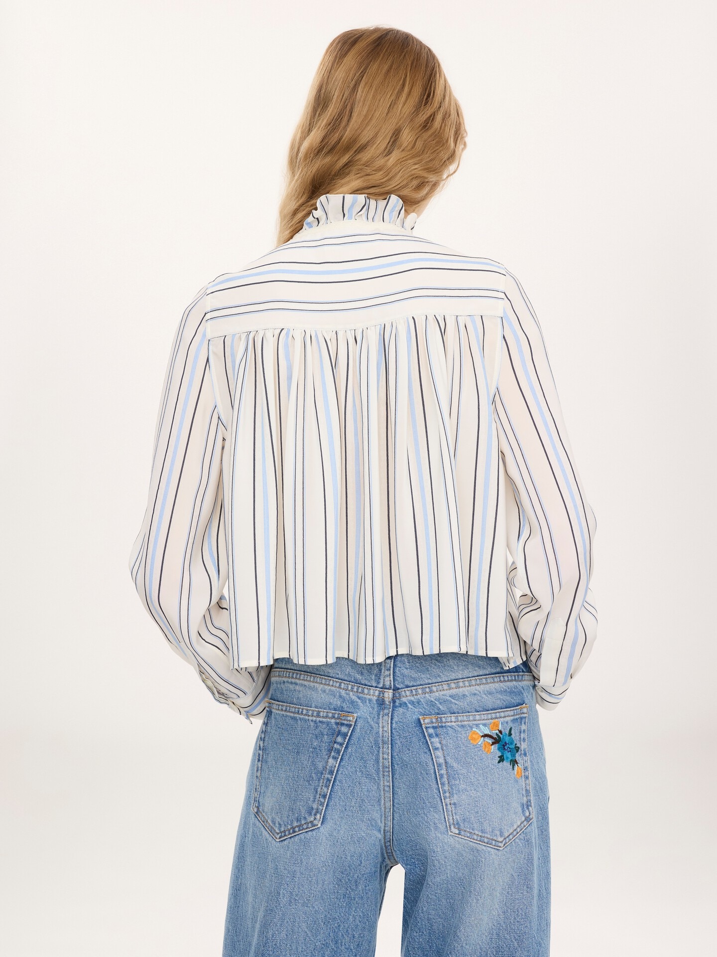 Ruffled blouse in silk jacquard & lace - 4.0
