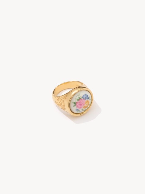 The Chlo&eacute; Bloomcraft ring