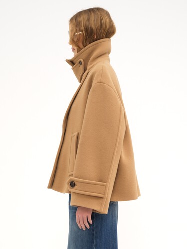 Oversized short coat in wool - 8