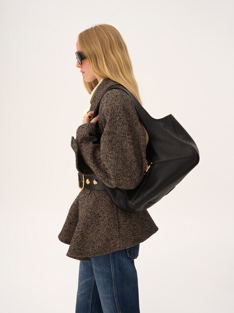 Chlo&eacute; Balloon east-west tote bag in grained leather