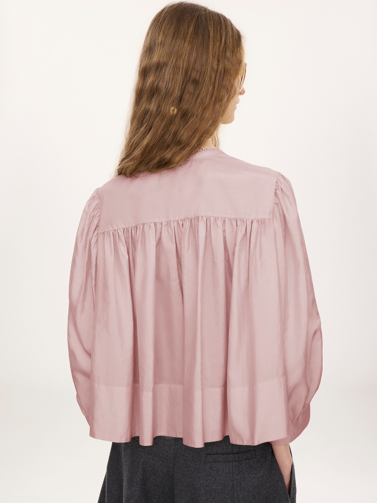 Gathered ruffle top in technical taffeta - 4.0