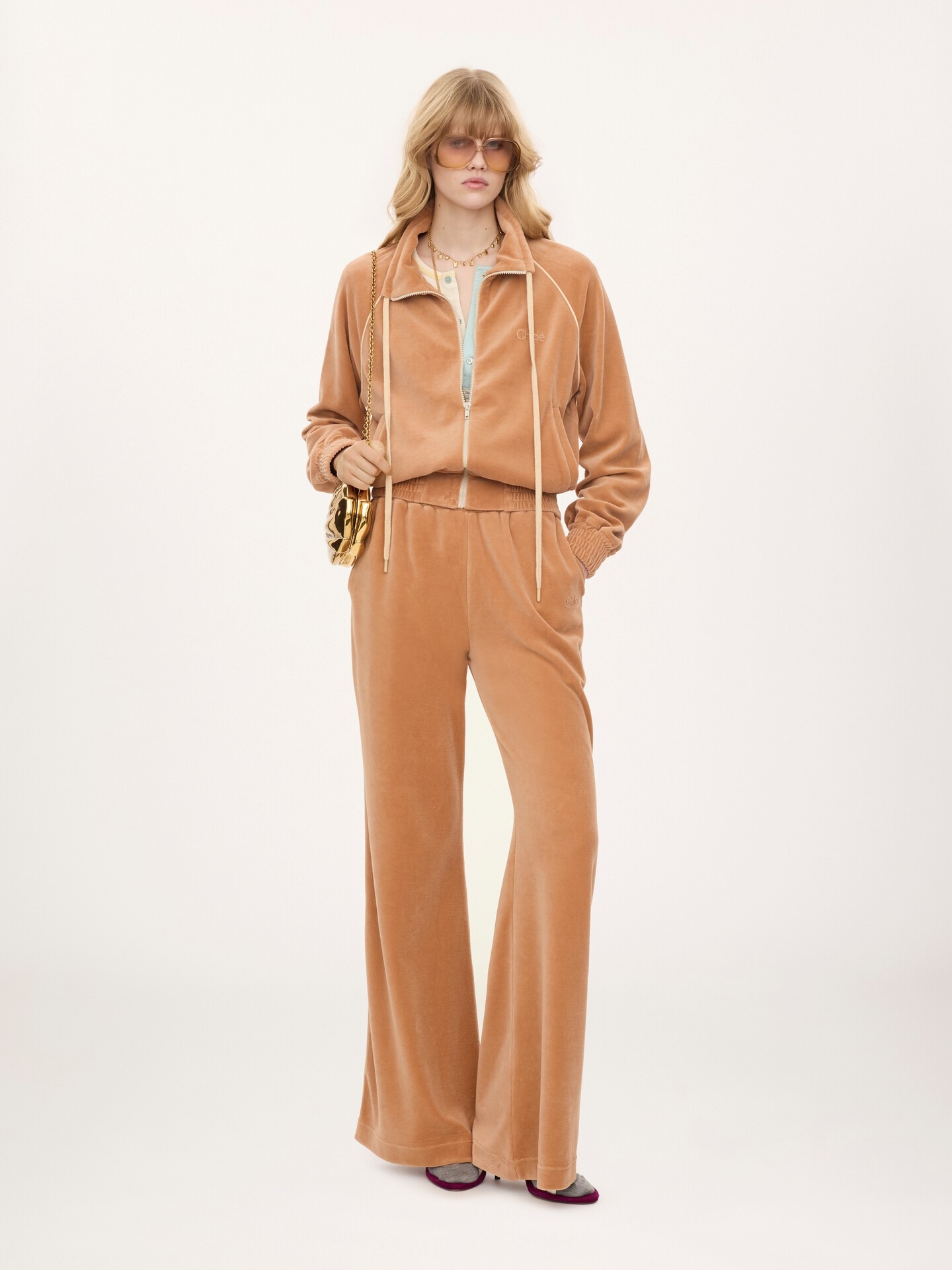 Wide-leg tracksuit pants in velvet - 1.0