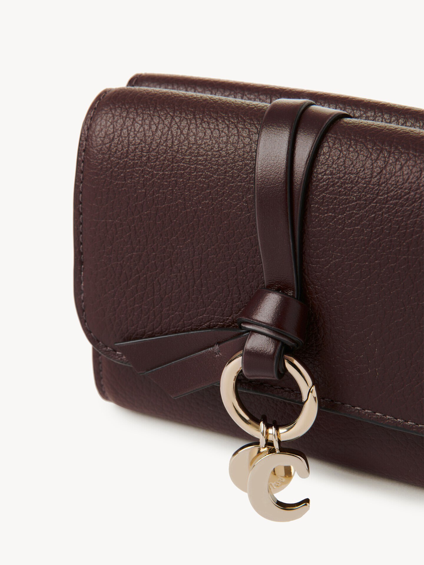 Small Alphabet tri-fold in grained leather - 3.0