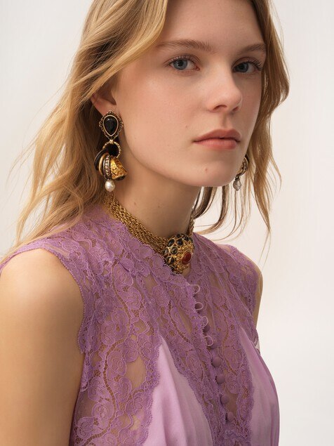 The Chlo&eacute; Antique Pearls earrings