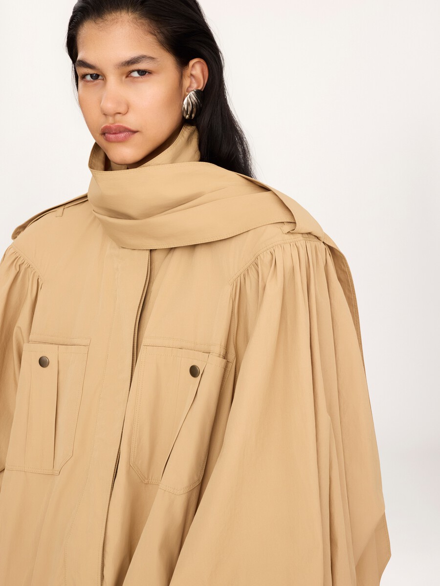 High-neck gathered trench coat in cotton poplin - 3
