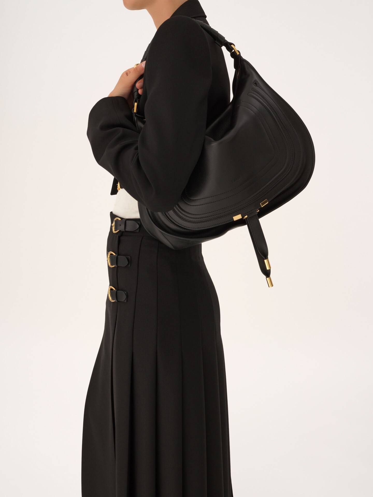 Marcie shoulder bag in soft leather - 2.0