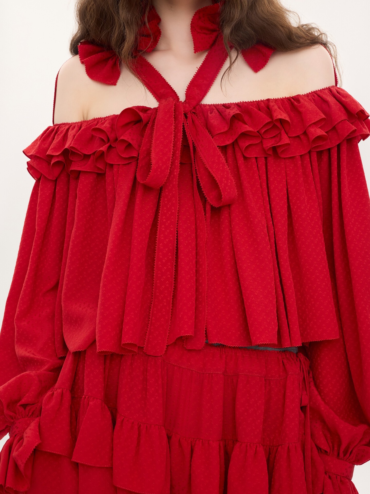 Cut-out ruffle top in silk jacquard - 6.0