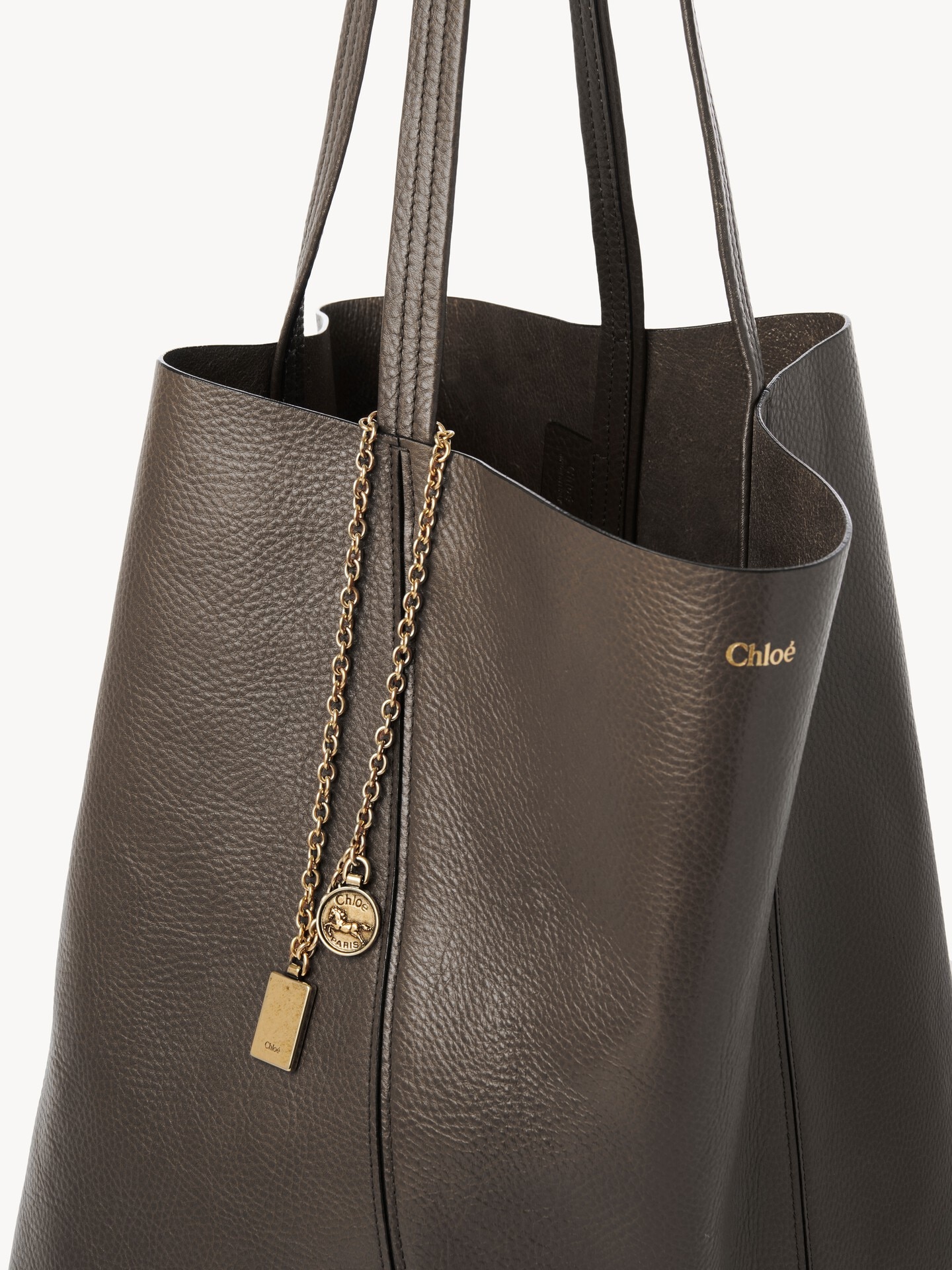 Large Chlo&eacute; Spin tote bag in grained leather - 6.0