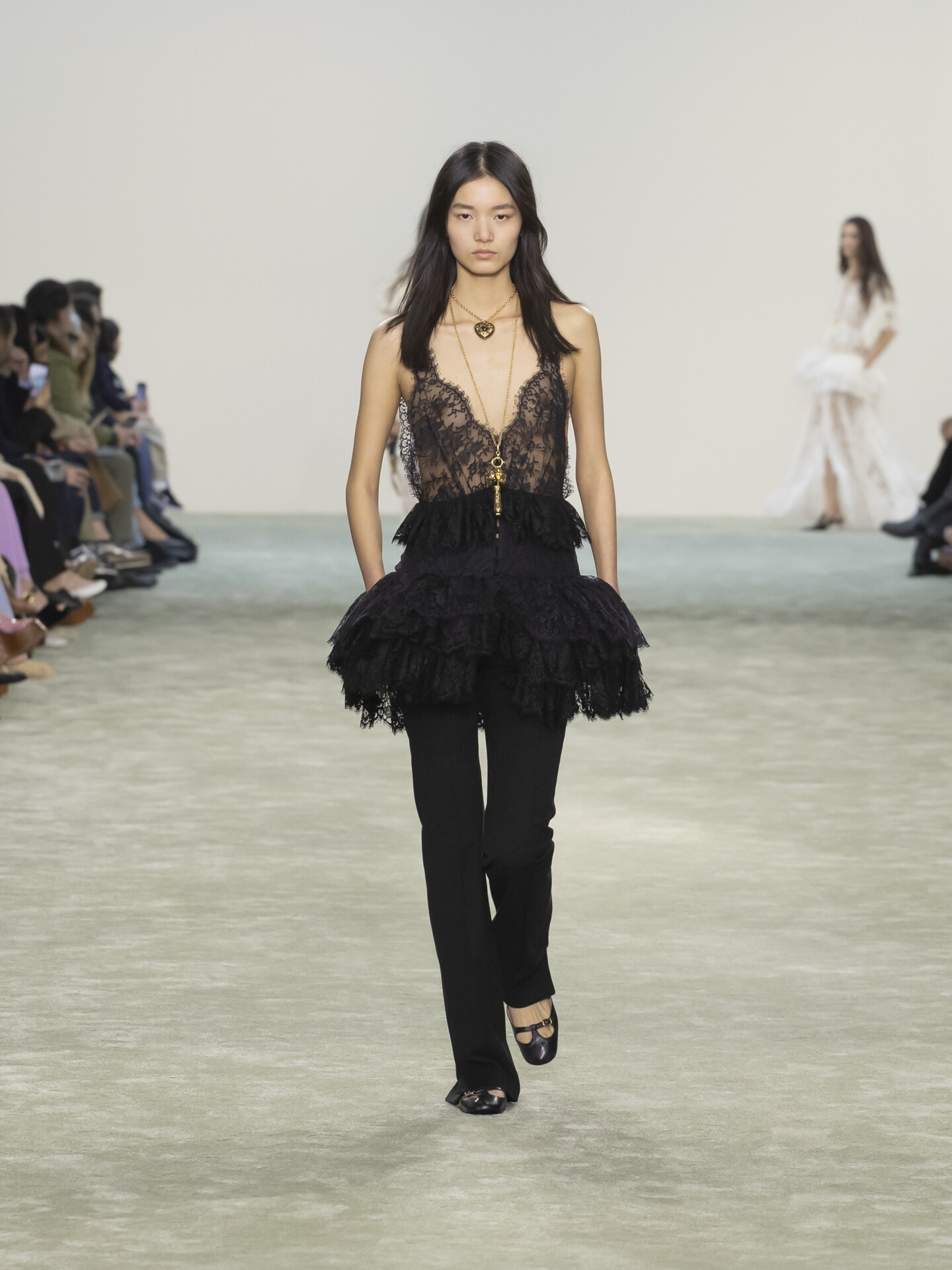 Look 35 - 1