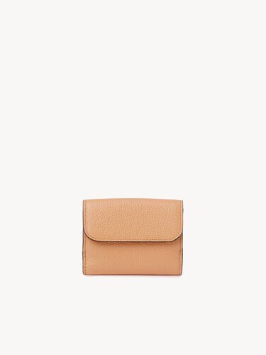Mini Alphabet tri-fold in grained leather - 3
