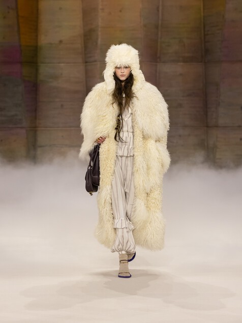 Look 34
