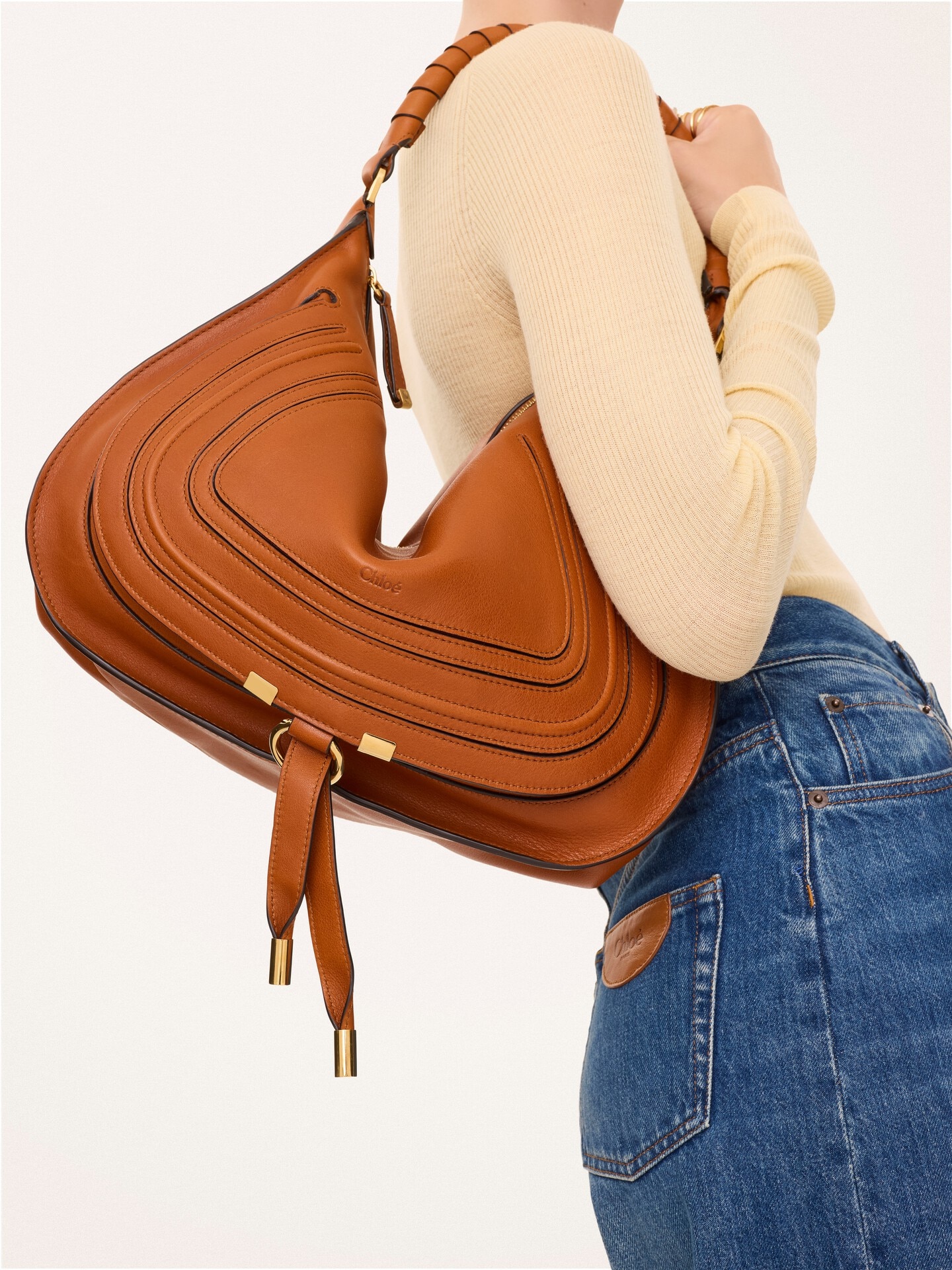 Marcie shoulder bag in soft leather - 2.0