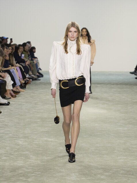 Look 48