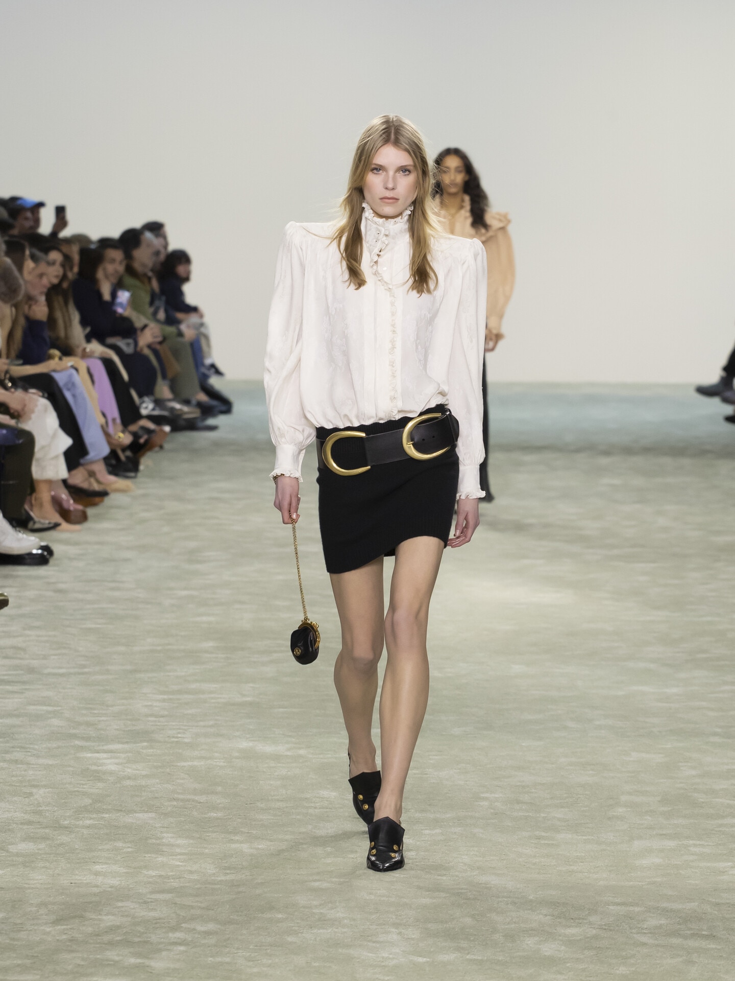 Look 48 - 1