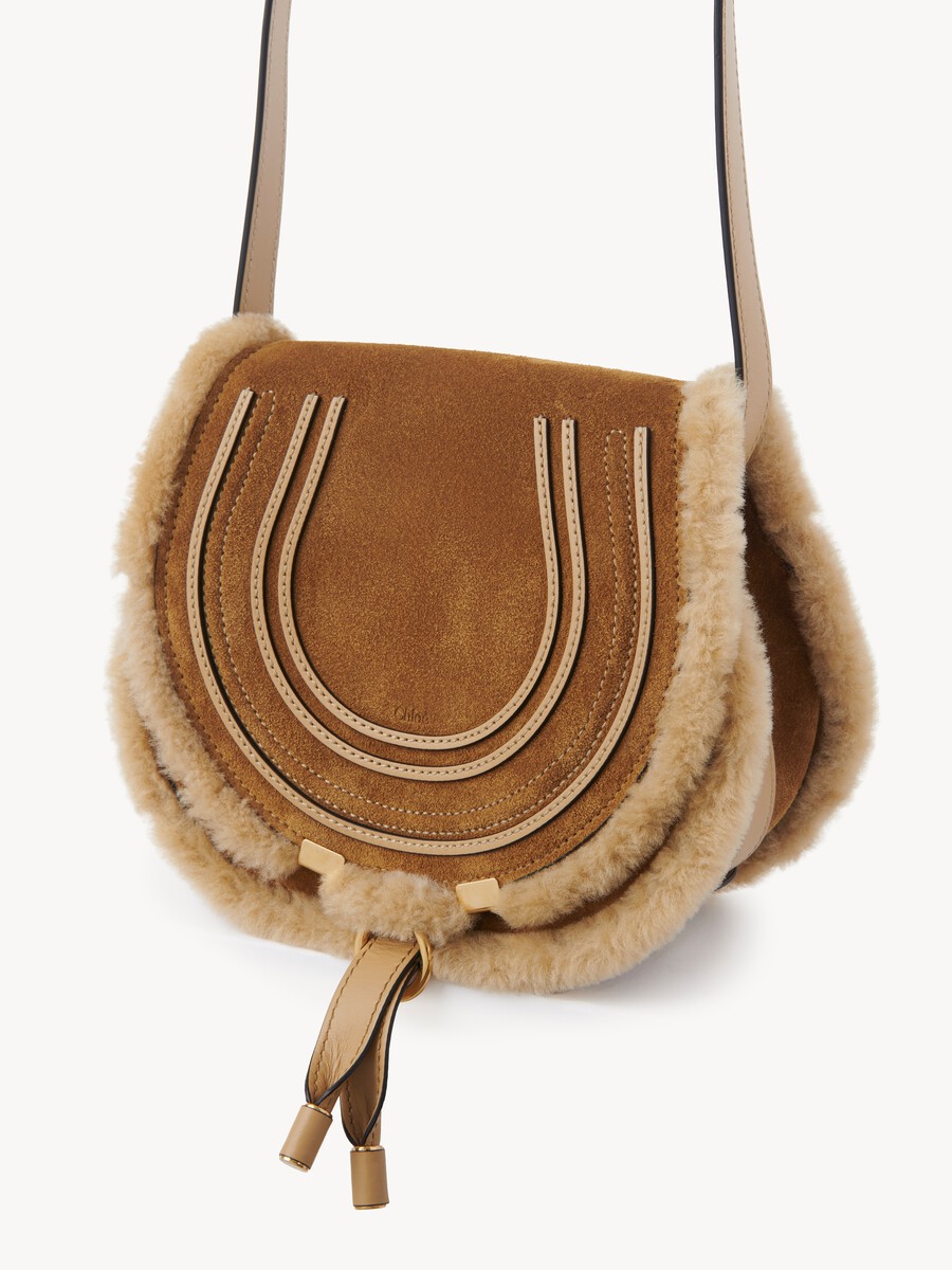 Bolso saddle peque&ntilde;o Marcie de ante y cuero de borrego - 6