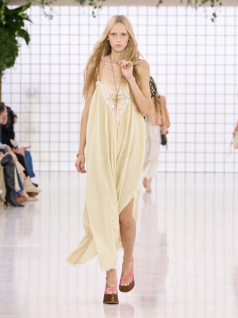 Look 12