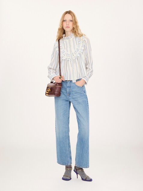 Blouse &agrave; volants en soie jacquard et dentelle