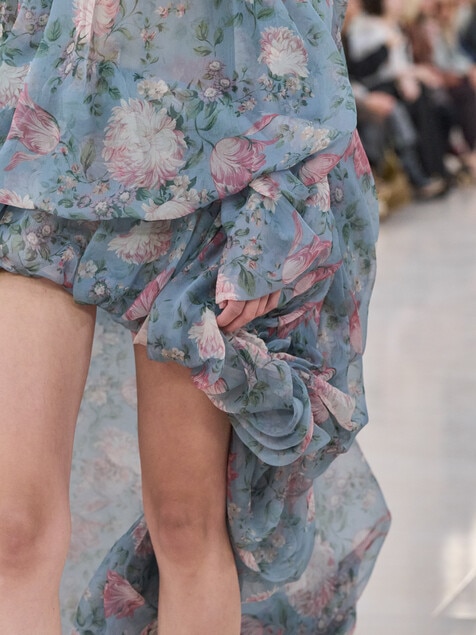 Look 60