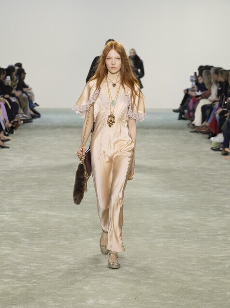 Look 27