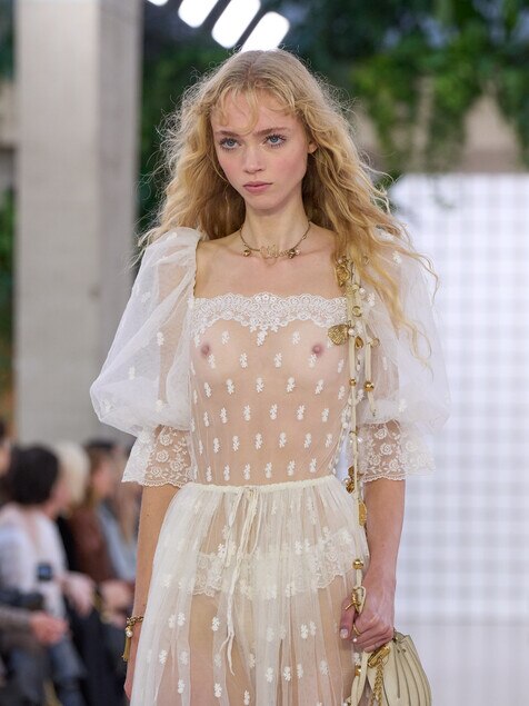 Look 01