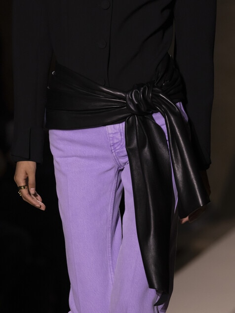 Look 48