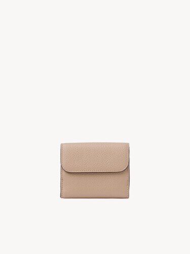 Mini Alphabet tri-fold in grained leather  - 4
