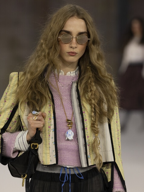 Look 19