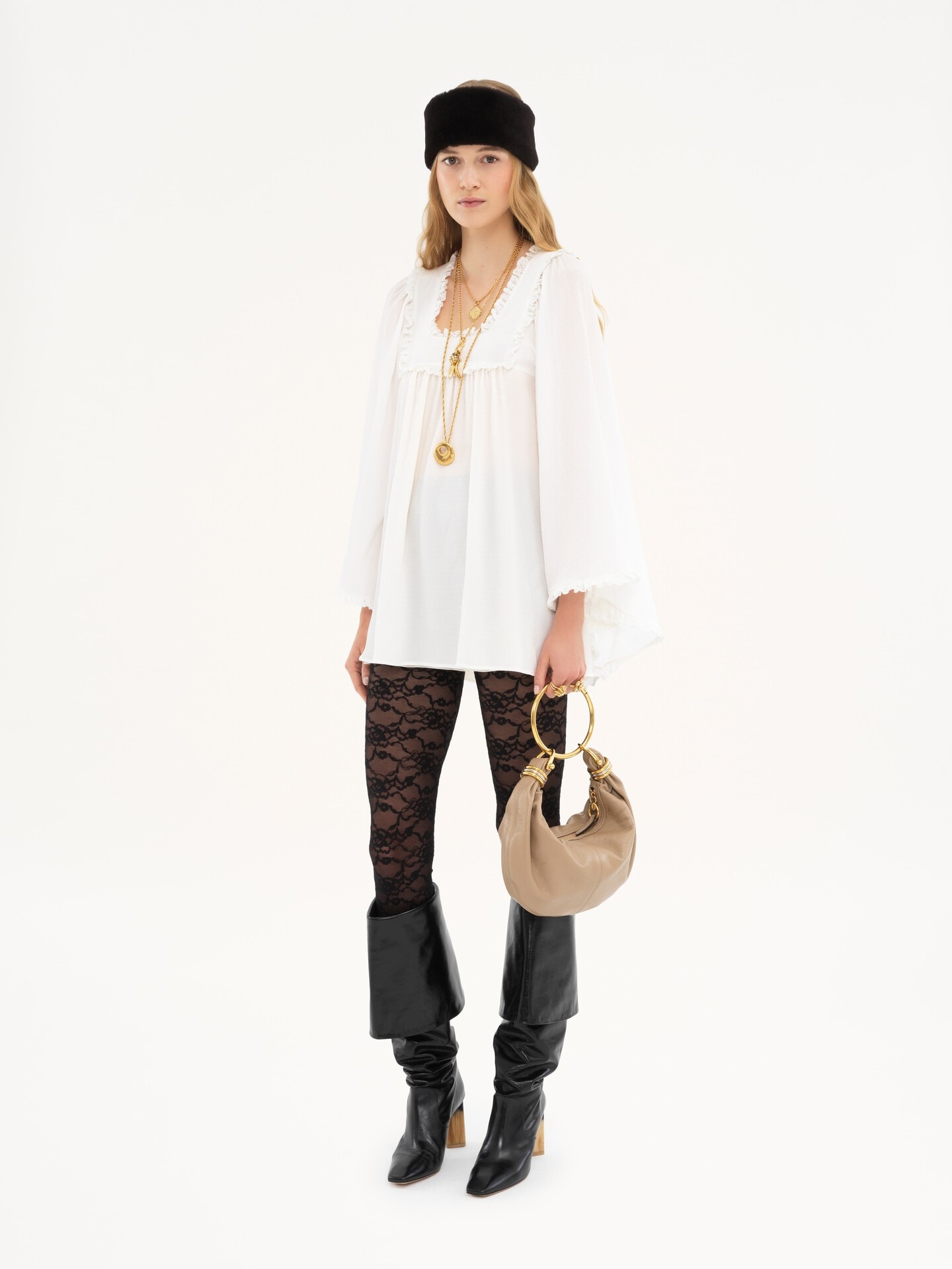 Small Bracelet Hobo bag in grained leather - 6.0