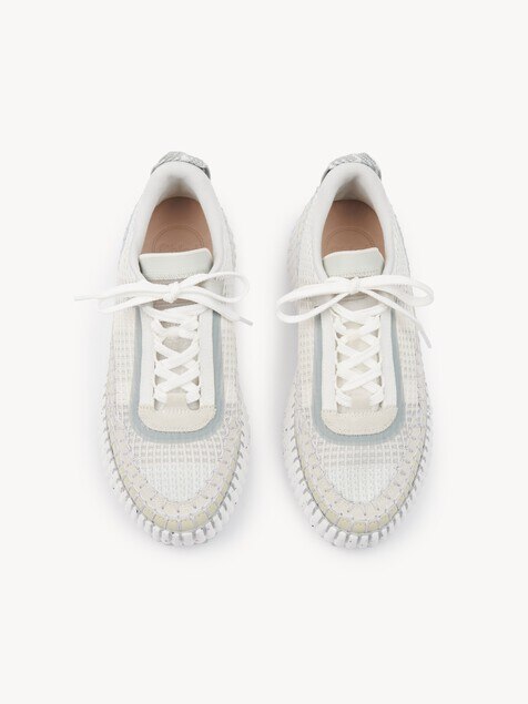 Nama sneaker