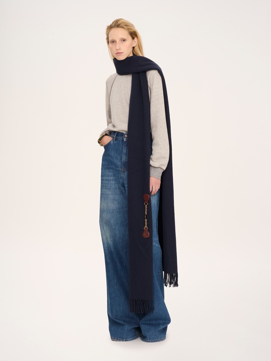 The Chlo&eacute; Horse Medal scarf in wool - 6