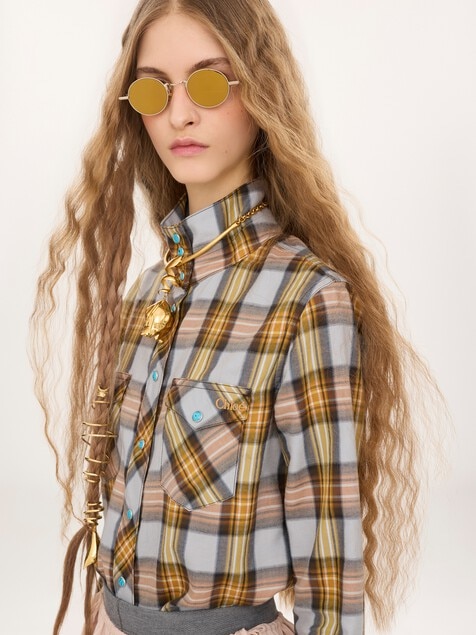 Chemise lavalli&egrave;re en coton et cupro &agrave; carreaux