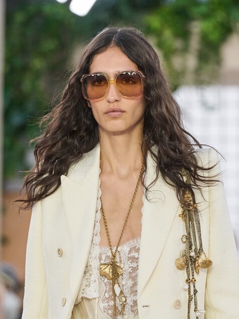 Look 19
