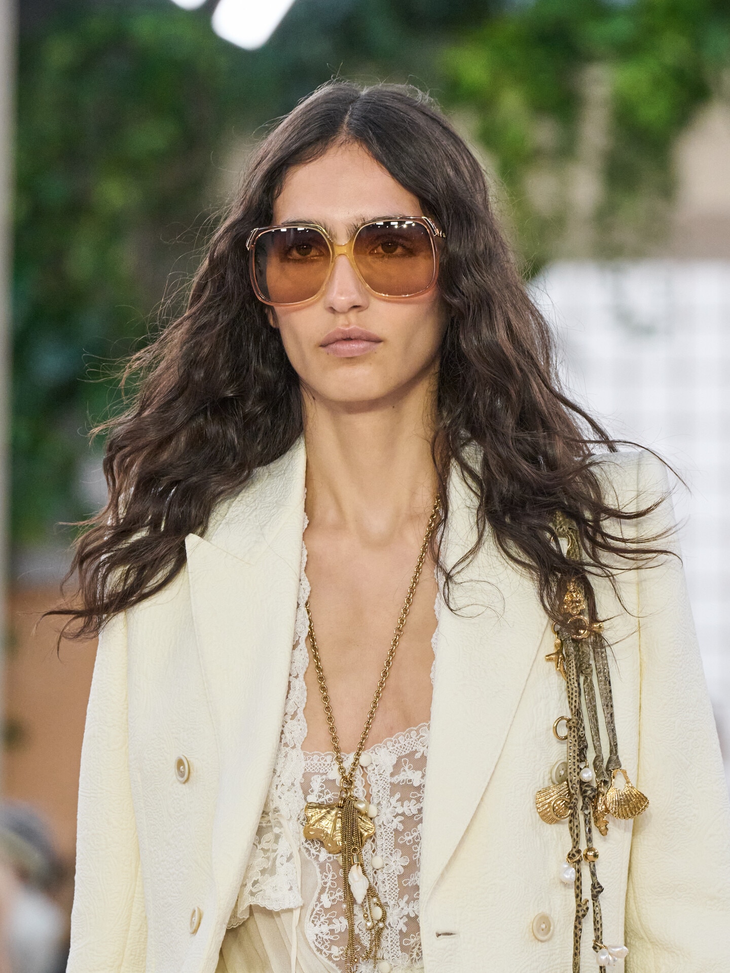Look 19 - 2