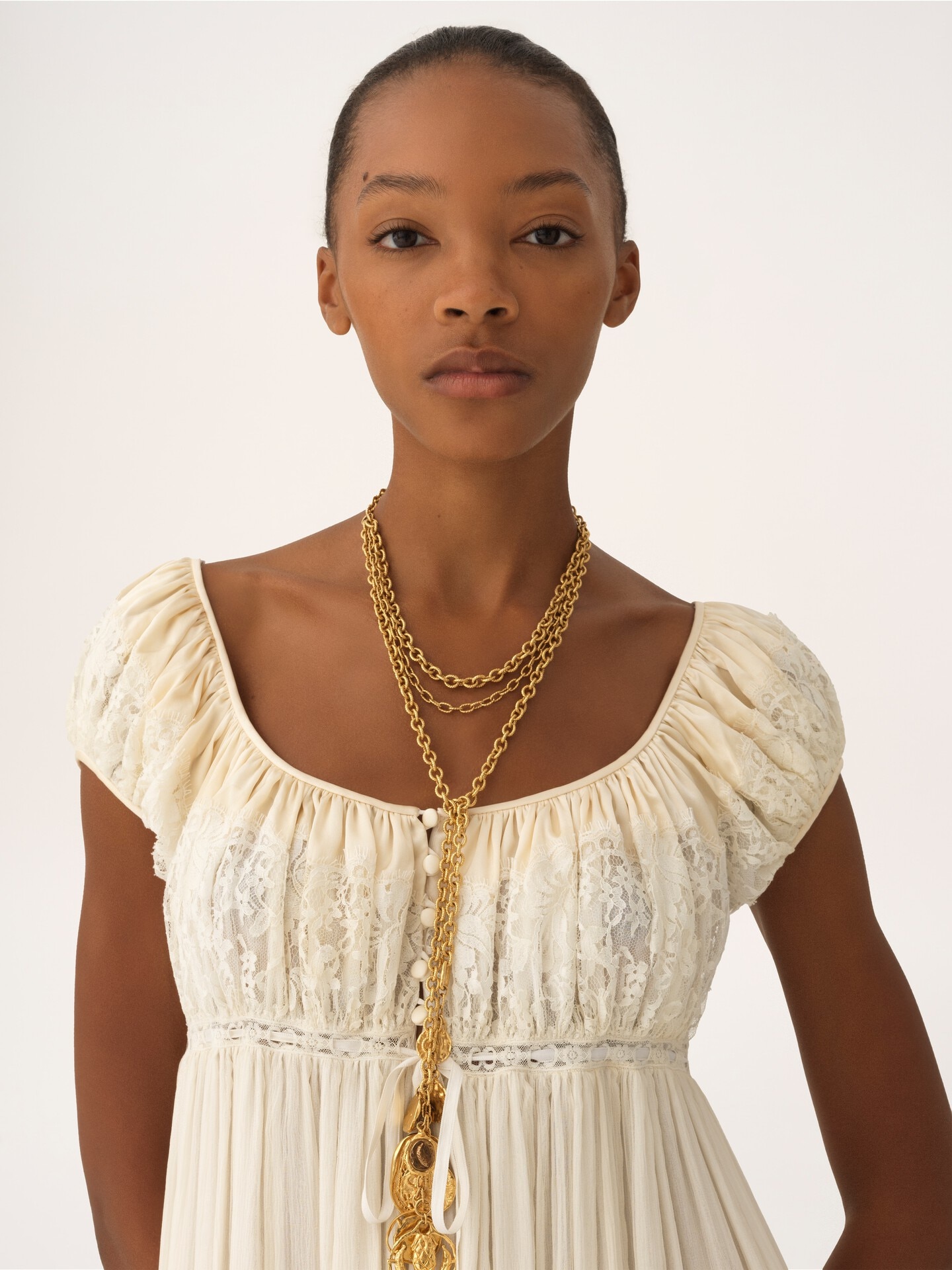 Short-sleeve mini dress in silk mousseline & lace - 6.0