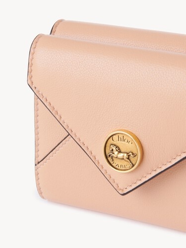 Small Envelope tri-fold in grained leather - 6