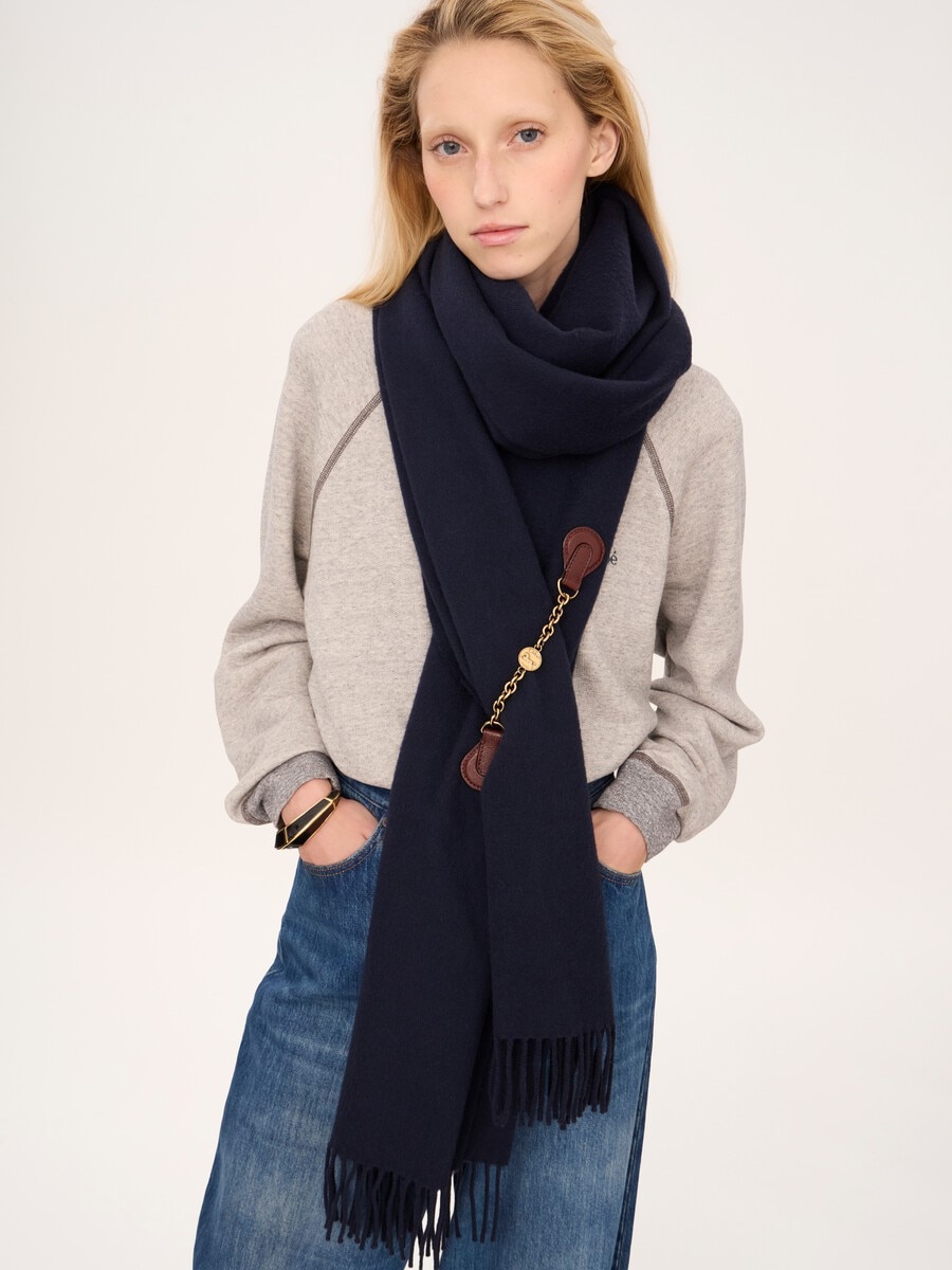 The Chlo&eacute; Horse Medal scarf in wool - 4