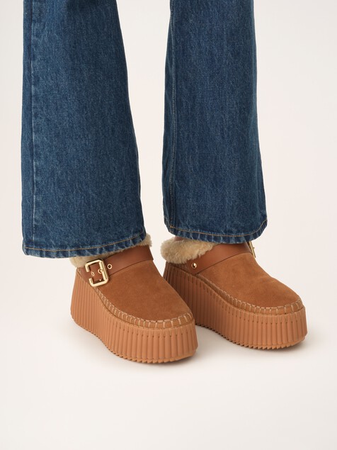 Nama wedge mule