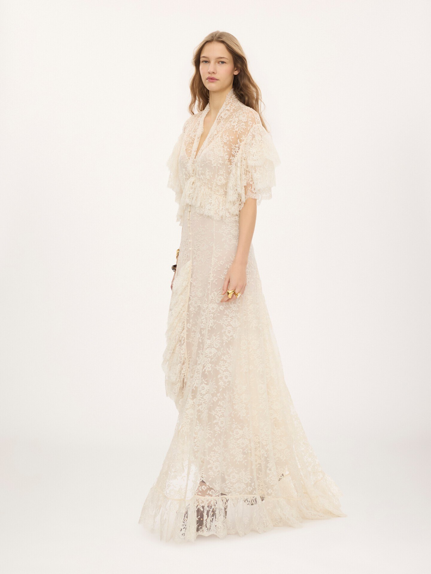 Robe longue &agrave; volants en dentelle - 4.0