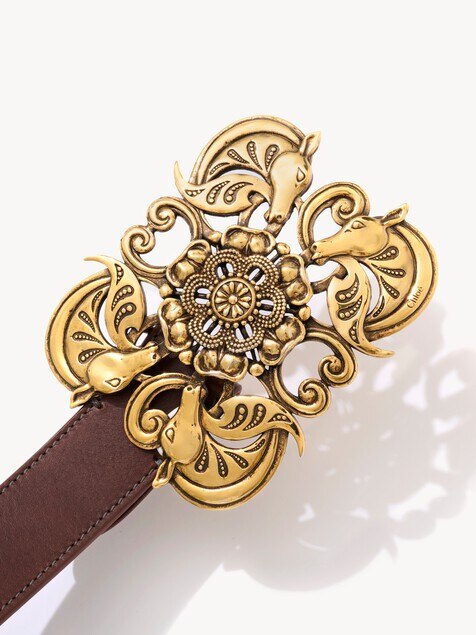 The Chlo&eacute; Wild Medallion belt