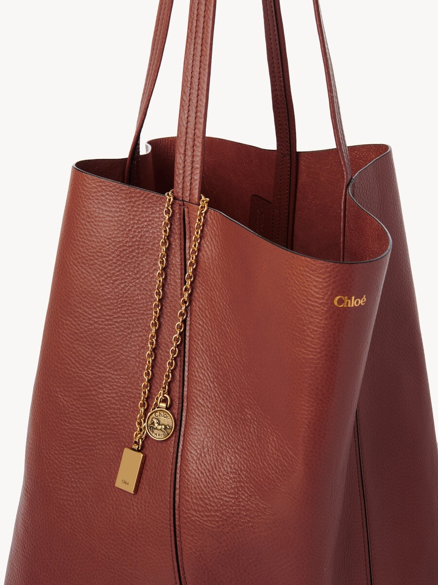 Large Chlo&eacute; Spin tote bag in grained leather - 6