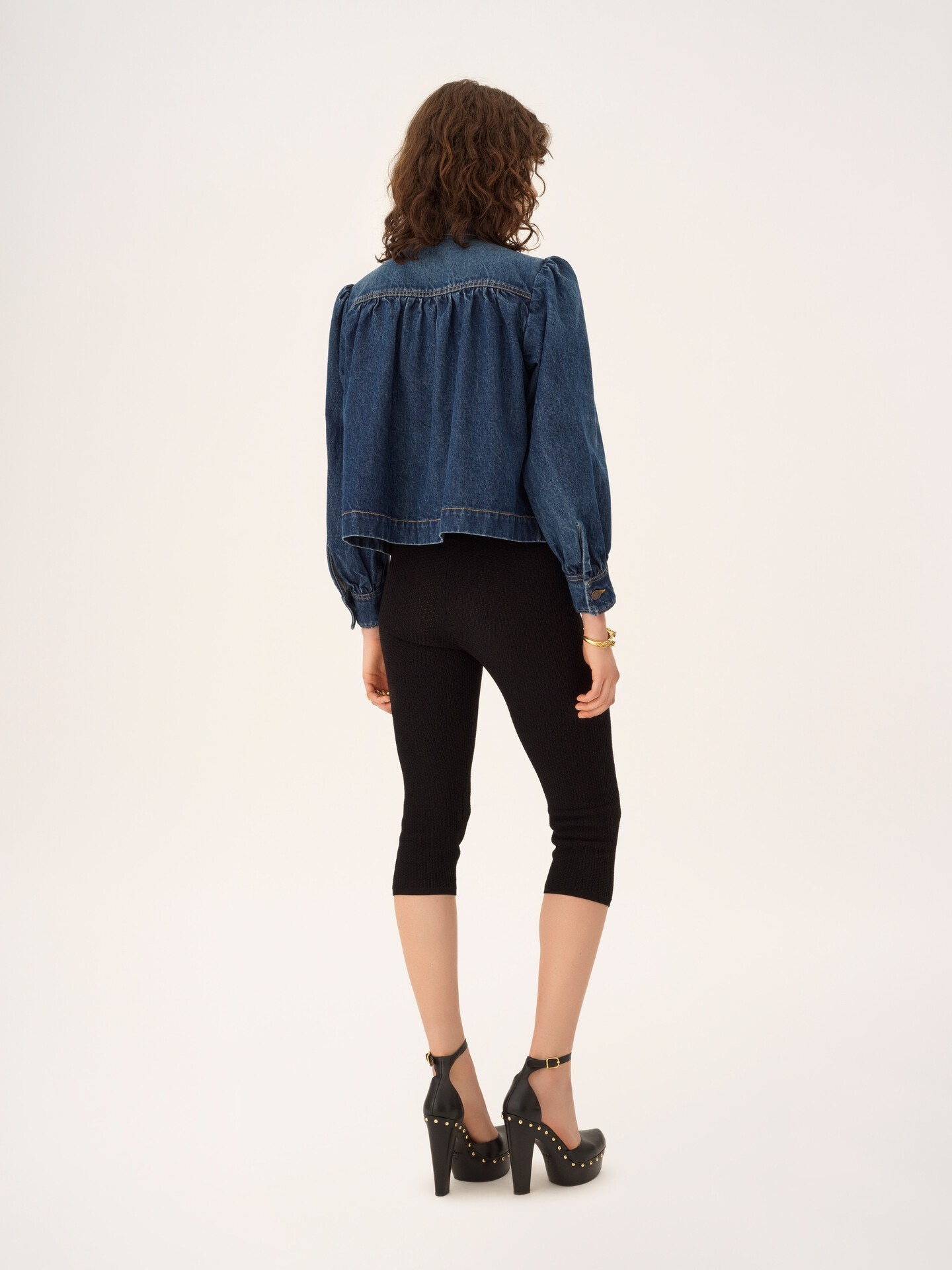 High-neck gathered jacket in denim - 4.0
