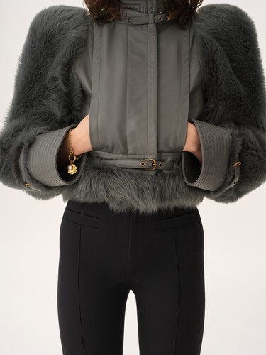 Tailored pants in wool gabardine - 6