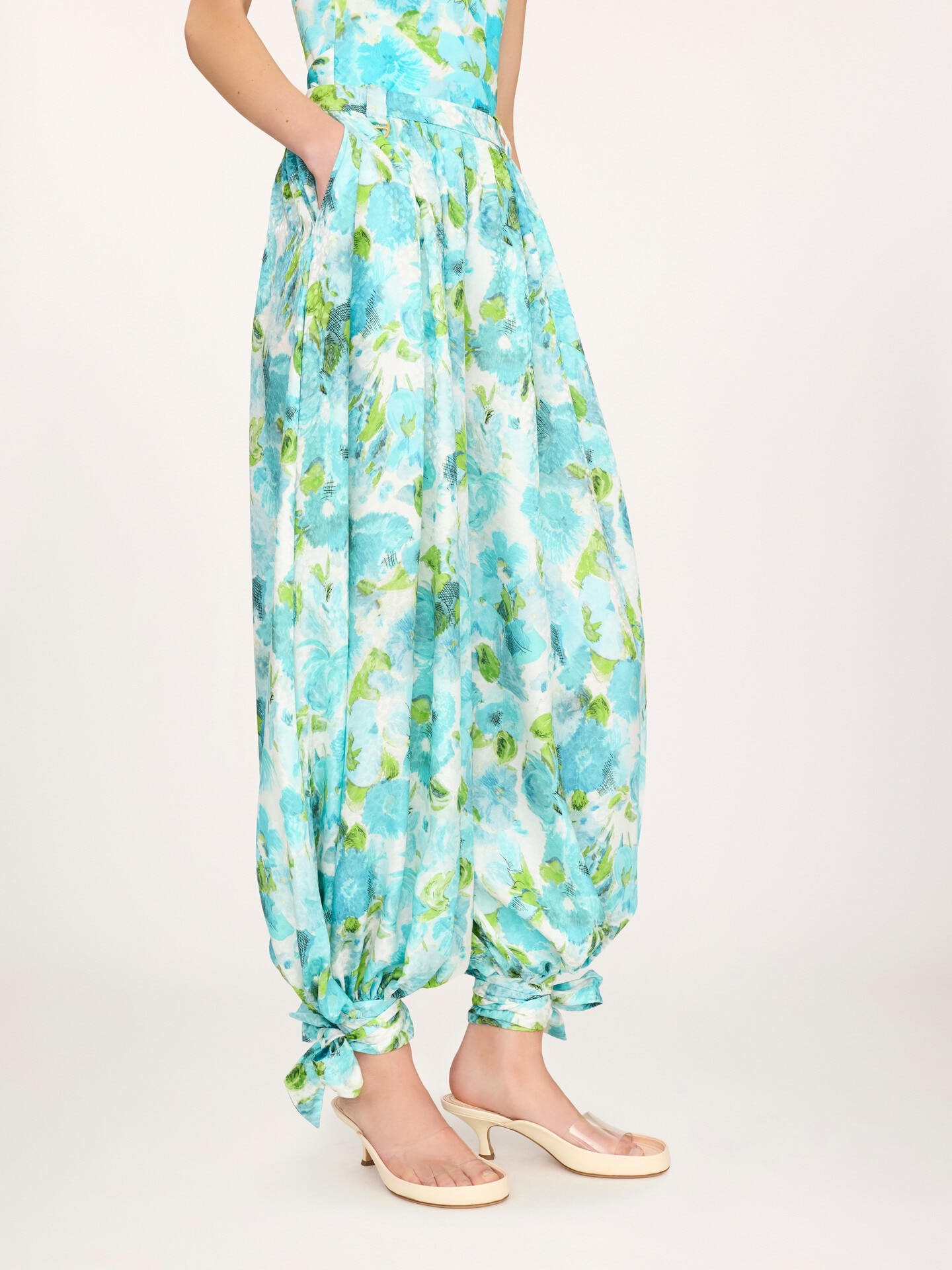 Fluid pleated pants in silk jacquard - 3.0