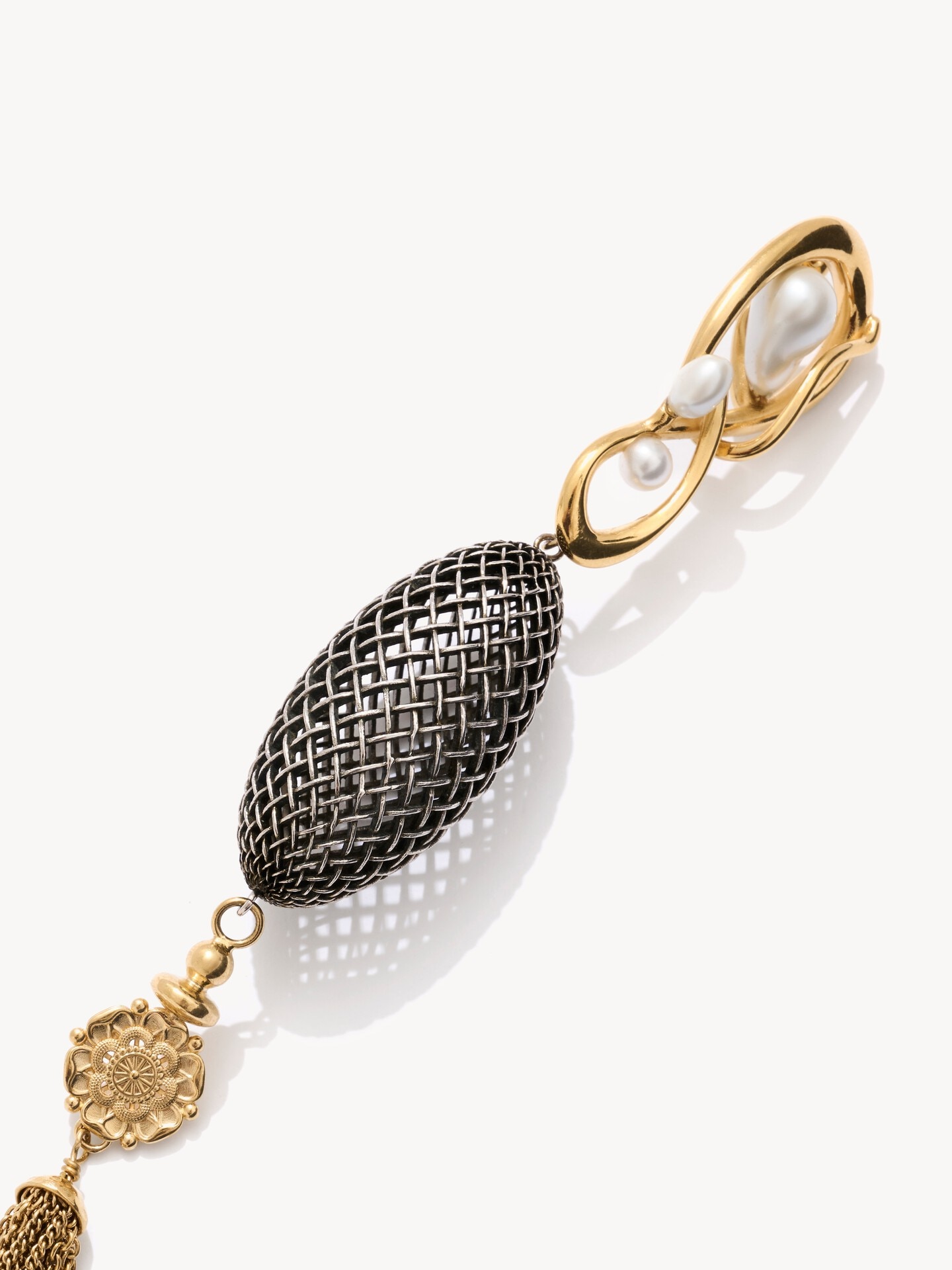 The Chlo&eacute; Tulip mono earring - 3.0