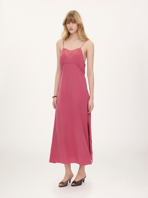 Long lingerie dress in cr&ecirc;pe de chine & lace