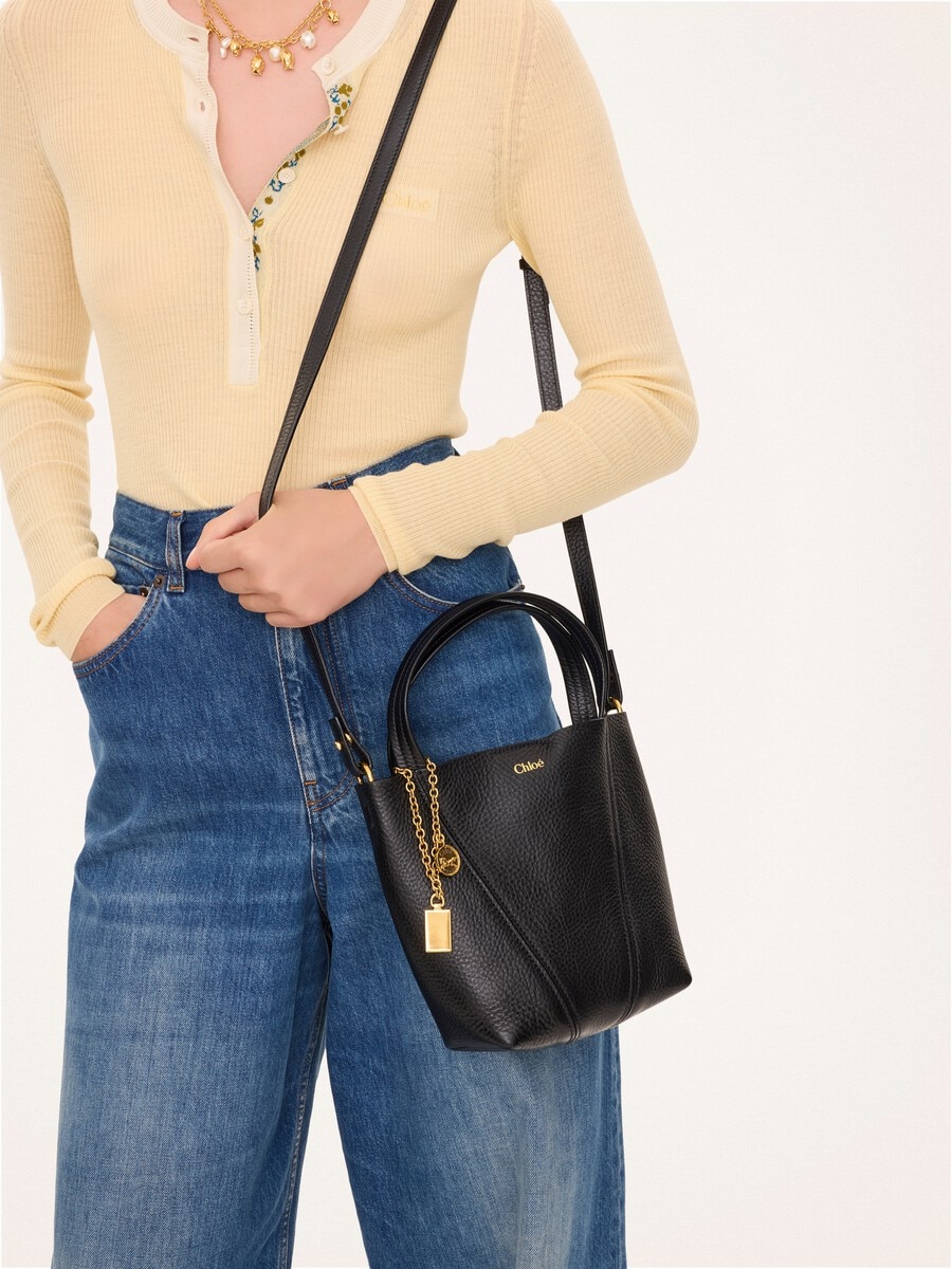 Bolso tote peque&ntilde;o Chlo&eacute; Spin de cuero granulado - 3